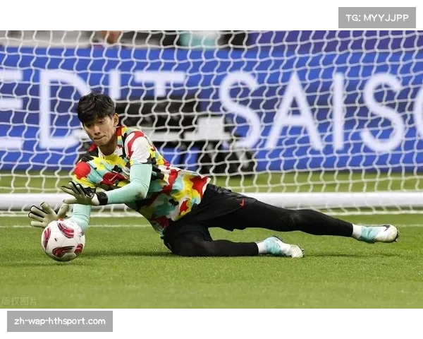 海港门将颜骏凌亚冠出击失误 导致球队率先丢球
